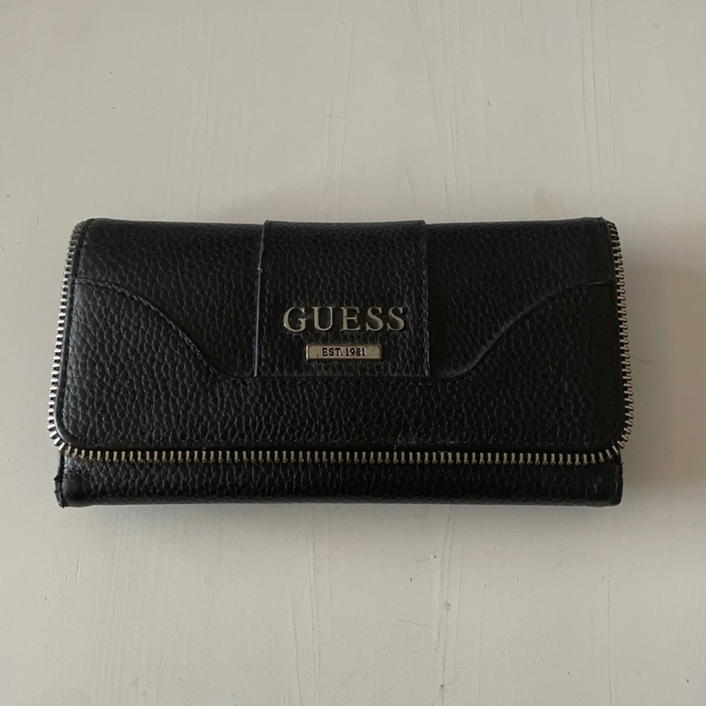 Guess trifold women’s wallet